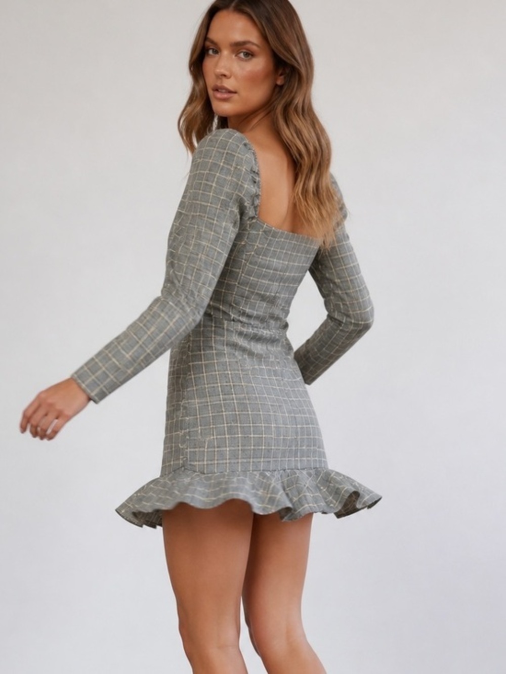 Grey min dress with ruffles